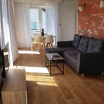 Lägenhet Marynarska 49 *