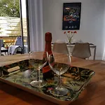 Marynarska 49