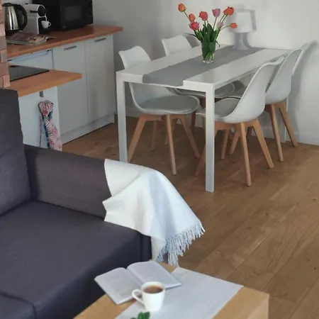 Apartament Marynarska 49 *