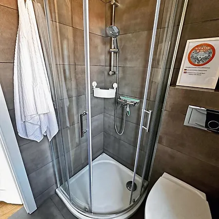 Apartman Marynarska 49 *