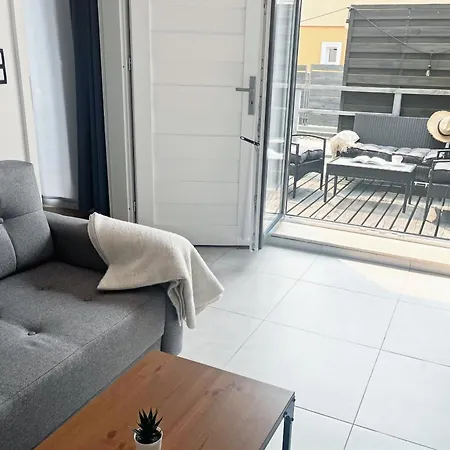 Lägenhet Marynarska 49 *