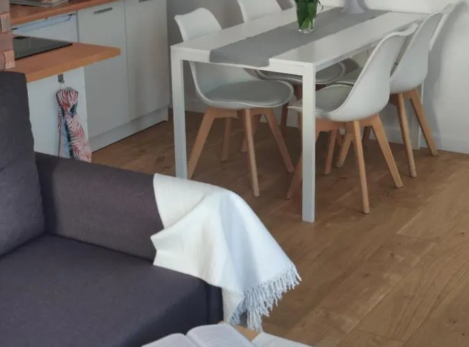 Διαμέρισμα Marynarska 49 *