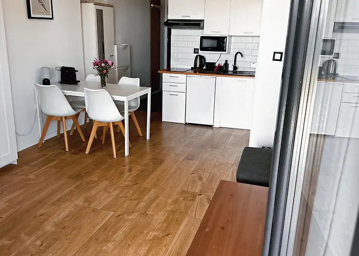 Appartement Marynarska 49 *